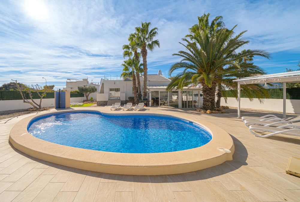 Villa-Torrevieja-REF0741753